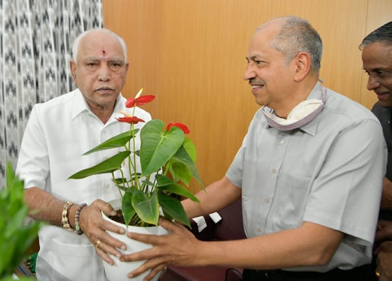 <p>ಕರ್ನಾಟಕದ ಮುಖ್ಯಮಂತ್ರಿ ಯಡಿಯೂರಪ್ಪ ಅವರಿಗೆ 79ನೇ ಜನ್ಮ ದಿನದ ಶುಭಾಶಯಗಳು</p>