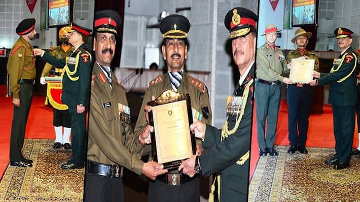 Northern Commander awards gallantry medals-dnm Northern Commander awards gallantry medals-dnm