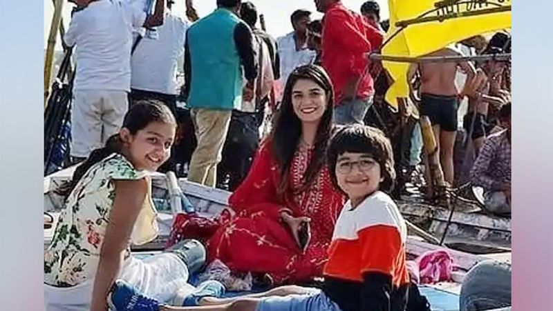 शो के दूसरे सीजन की शूटिंग लंबे समय से प्रयागराज के गंगाघाट पर चल रही थी। हाल ही में शो की स्टारकास्ट ने अपना काम खत्म किया था। नया सीजन मार्च से ऑनएयर होगा। 