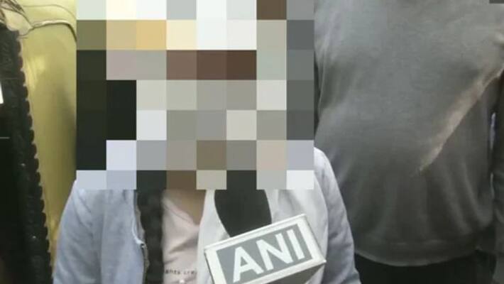 Teen Stabbed By Sister's Stalkers in Delhi Teen Stabbed By Sister's Stalkers in Delhi