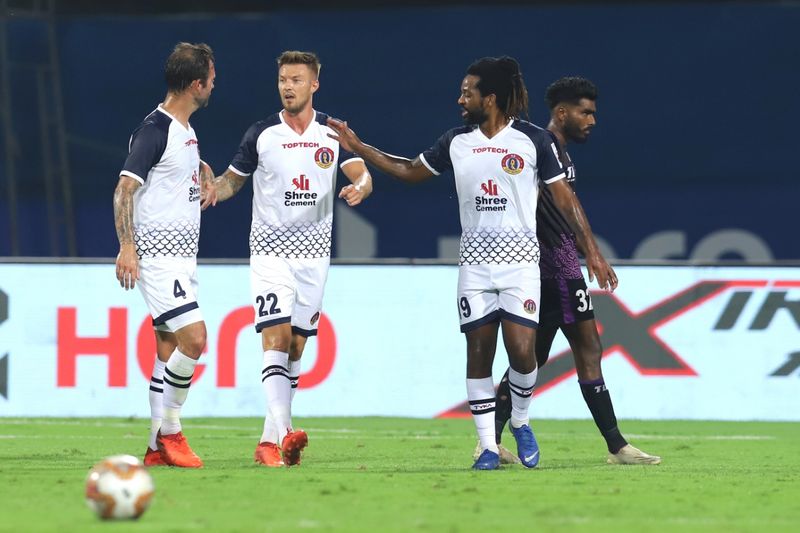 <p>The opening half saw three attacks until the ninth minute before Anthony Pilkington put SCEB ahead in the 23rd, with his right foot to the bottom-left from the right flank, thanks to Wahengbam Angousana's assist. Nine minutes later, Lalhrezuala Sailung drew level for Odisha with his right foot to the centre in a close-range attempt.</p>