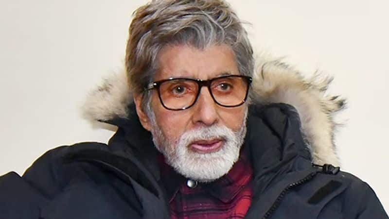 Bollywood star Amitabh bachchan admitted in hospital