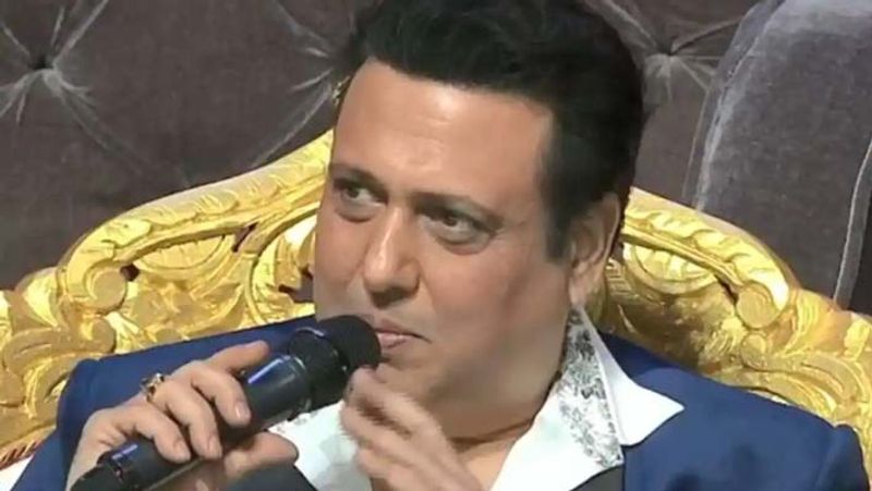 दोनों की सिंगिंग को मंच पर मौजूद सभी लोगों ने काफी इन्जॉय किया। शक्ति कपूर और गोविंदा ने भी दोनों की काफी तारीफ की। शो के दौरान शक्ति और गोविंदा को अलग-अलग दो माइक दिए गए थे, लेकिन उन्होंने कहा कि वो इतने खास दोस्त हैं कि आज दो नहीं, एक ही माइक का इस्तेमाल करेंगे।