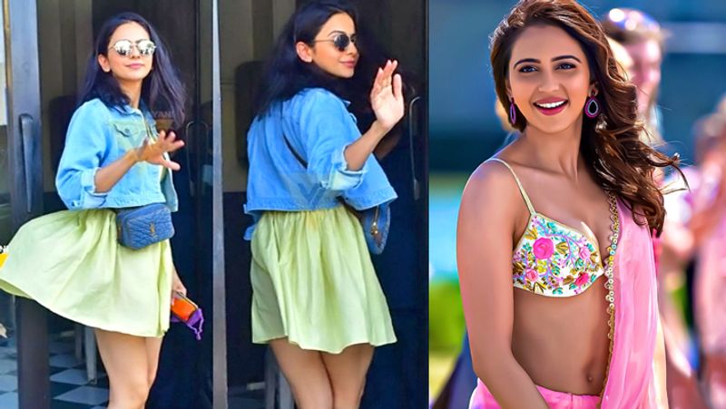 In an old episode of Kapil Sharma Show, Rakul Preet Singh once said that post-De De Pyaar De, she has been getting proposals mostly from older men. And that is the reason she is single.