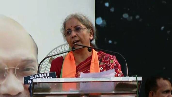 nirmala sitharaman against kerala government alleges lapse in covid handling nirmala sitharaman against kerala government alleges lapse in covid handling