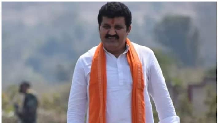 23 year old woman suicide: Maharashtra Forest Minister Quits 23 year old woman suicide: Maharashtra Forest Minister Quits