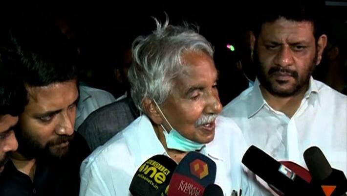 Oommen Chandy demands justice for walayar victims Oommen Chandy demands justice for walayar victims