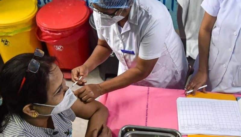 India Set To Cross "Historic" 1 Billion Vaccine Milestone Today : 10 Facts