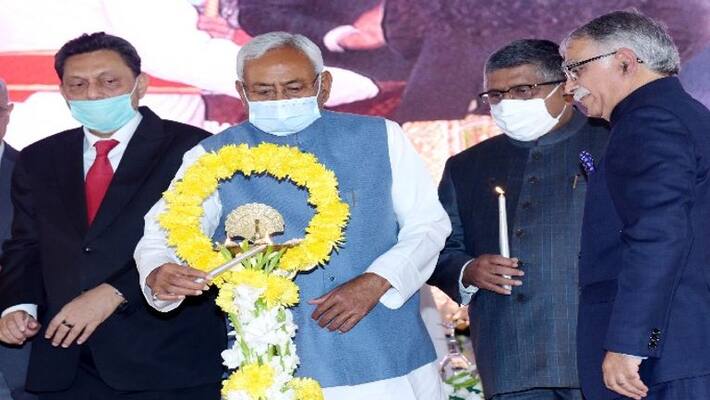 CM Nitish Kumar said - Corona vaccine will be installed in private hospitals of Bihar also for free ASA CM Nitish Kumar said - Corona vaccine will be installed in private hospitals of Bihar also for free ASA