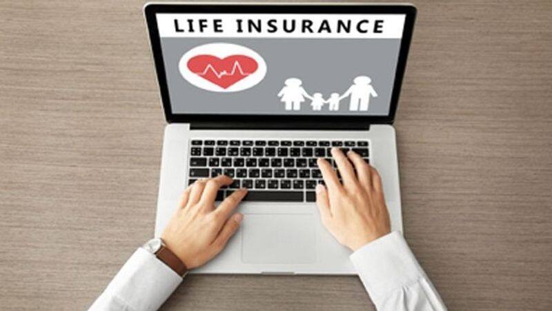 term insurance: 4 reasons why you must consider buying term insurance, even if you are single