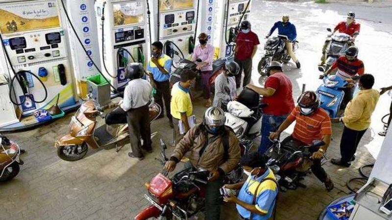 Political Leader and actor sarathkumar slams petrol, diesel price hike