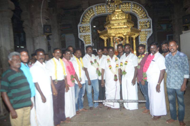 DMK surrenders to Murugan .. Birthday worship by pulling a golden chariot at Thiruparankundram for MK Stalin.