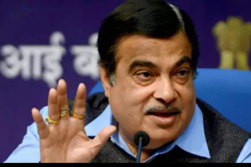 Nitin Gadkari appeals to carmakers to give priority to flex engines