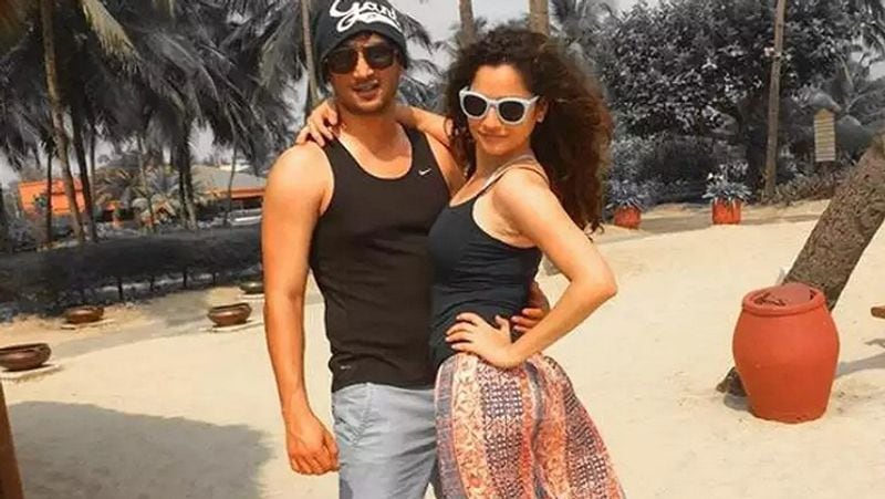 <p><br />
সুশান্তের মৃত্যুর পর থেকেই শিরোনামে উঠে এসেছেন প্রাক্তন প্রেমিকা অঙ্কিতা লোখান্ডে। সুশান্তের মৃত্যুর পর নিজেকে সোশ্যাল মিডিয়া থেকে গুটিয়েও নিয়েছিলেন অঙ্কিতা। </p>