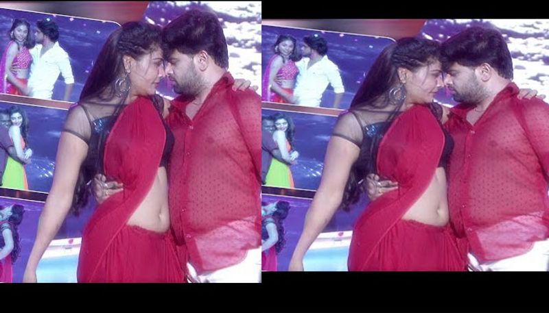 అయితే.. అదే సీరియల్ నటులతో టీవీ ప్రోగ్రాంలు చేయడం మొదలుపెట్టారు. కొన్ని స్కిట్లు, డ్యాన్స్ లు, పాటలతో ఓ గంట ప్రోగ్రామ్ చేసి వినోదాన్ని అందించడం మొదలుపెట్టారు.