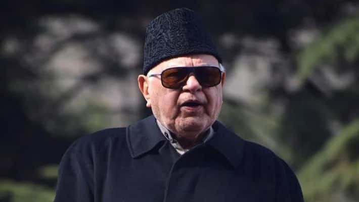 supreme Court junks plea against Farooq Abdullah says Dissent with govt can not be termed seditious KPP supreme Court junks plea against Farooq Abdullah says Dissent with govt can not be termed seditious KPP