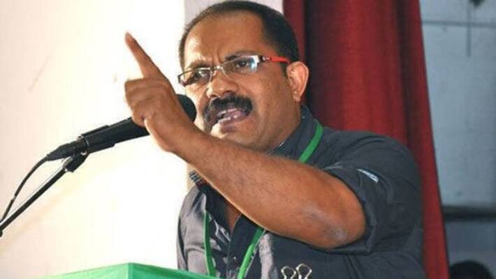 KM Shaji criticized government on SDPI leader's raid KM Shaji criticized government on SDPI leader's raid