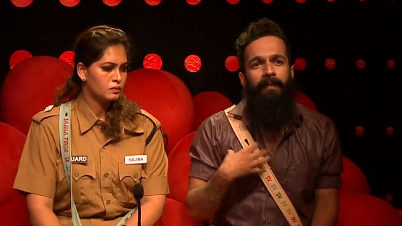 <p>ഏറ്റവും ഒടുവിലത്തെ എപ്പിസോഡിലെ വിഷയങ്ങളെ ചൊല്ലി സായ് വിഷ്ണുവിനെയും സജ്നയെയും ബിഗ് ബോസ് വിളിപ്പിക്കുകയും പ്രശ്നങ്ങള് പരിഹരിച്ച് മുന്നോട്ടുപോകണമെന്ന് ഉപദേശിക്കുകയും ചെയ്തിരുന്നു.</p>