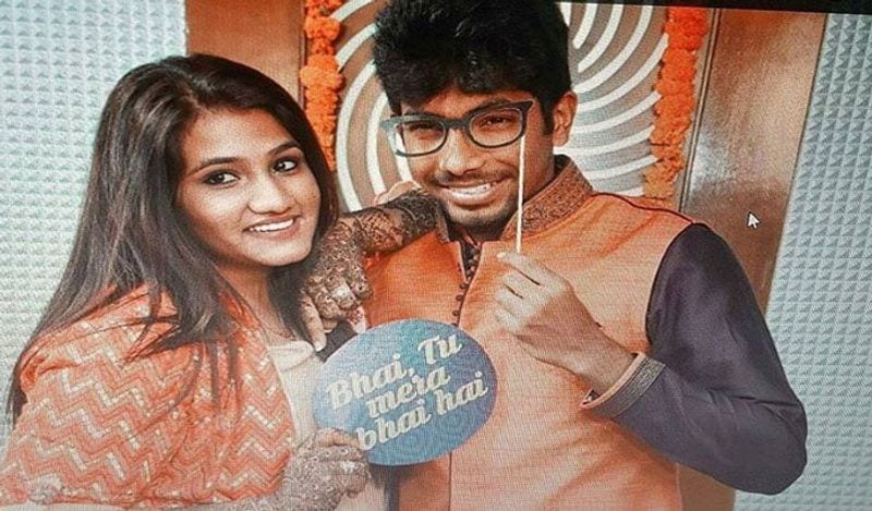 कभी पैसों की कमी देखने वाले बुमराह आज 14 करोड़ रूपये सैलरी पाते हैं। उन्हें बीसीसआई की तरफ से 7 करोड़ तो मुंबई इंडियंस की भी तरफ से 7 करोड़ रूपए सैलरी मिलती है।
