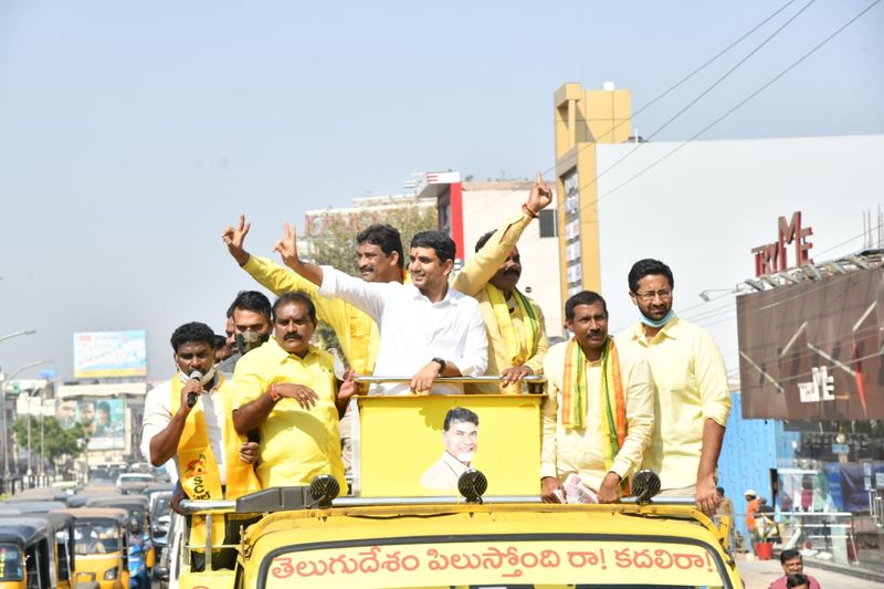 విశాఖపట్నంలో నారా లోకేష్ రోడ్ షో...