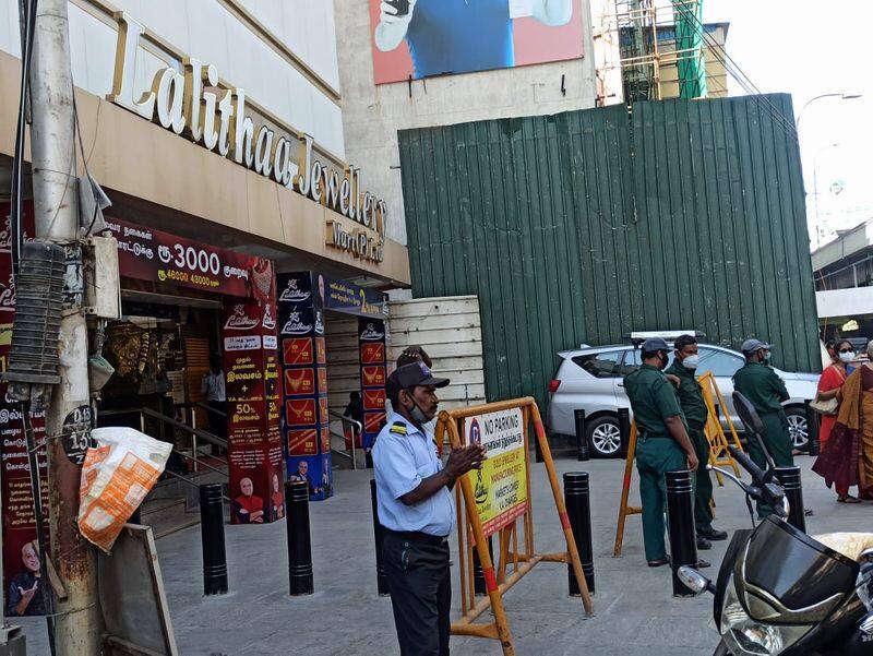 Income Tax Department seized 175 cores worth income and 3 core money at madurai, ramanathapuram raid