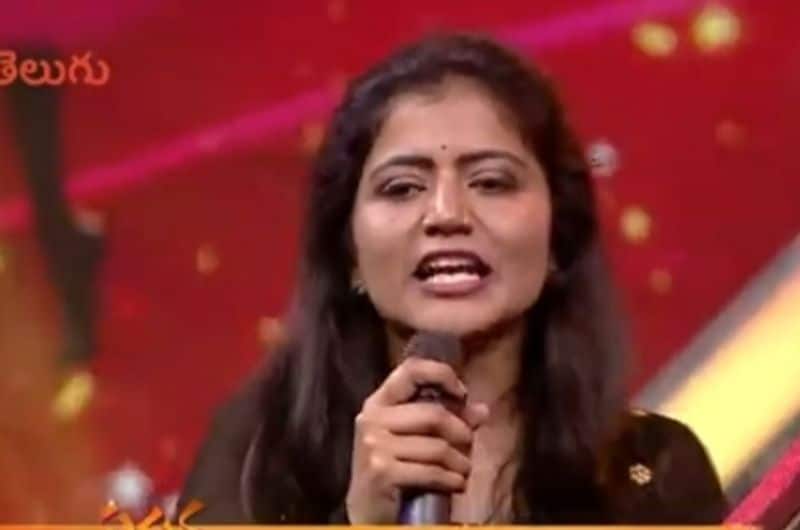 వివిధ రంగాలలో రాణిస్తూ, మిగతా వారికి స్ఫూర్తిగా నిలిచిన మహిళలను గౌరవిస్తూ ‘మగువా లోకానికి తెలుసా నీ విలువా’ అనే వినోద కార్యక్రమాన్ని నిర్వహిస్తోంది. ఈ కార్యక్రమానికి సంబంధించిన ప్రోమో విడుదల చేశారు