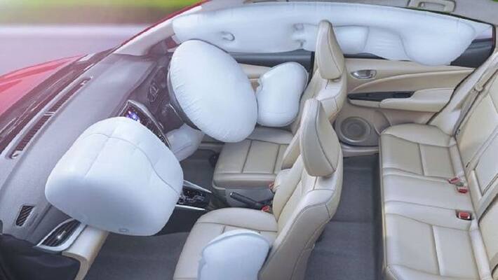 Nitin Gadkari announces mandatory 6 Airbags in Passenger Cars to come into effect from 1st October 2023 ckm Nitin Gadkari announces mandatory 6 Airbags in Passenger Cars to come into effect from 1st October 2023 ckm