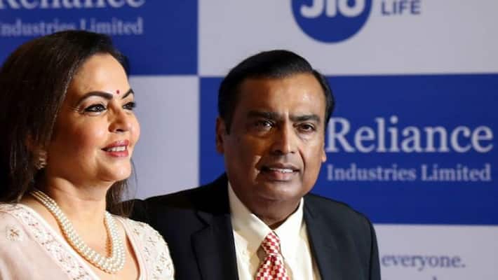 Mukesh Ambanis wife nita ambani made big announcement Reliance will give free Corona vaccine to all its Employee kph Mukesh Ambanis wife nita ambani made big announcement Reliance will give free Corona vaccine to all its Employee kph