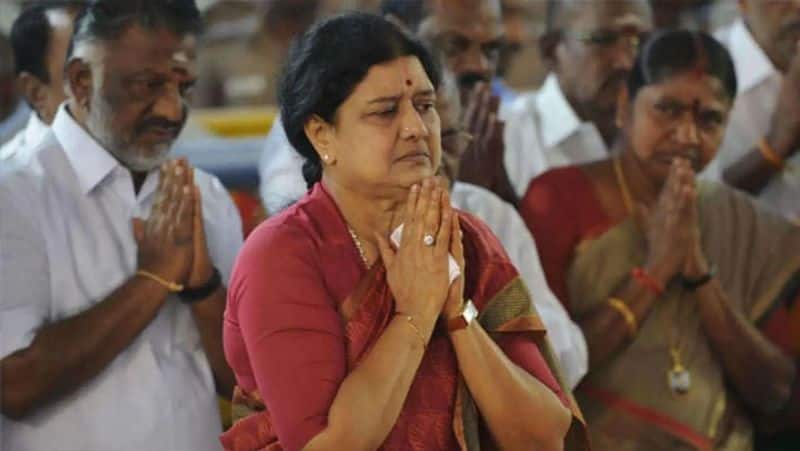 Sasikala going to important announcement at J memorial .. OPS-EPS in extreme panic.