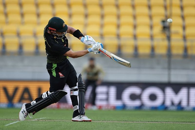 australia beat new zealand by 50 runs in 4th t20