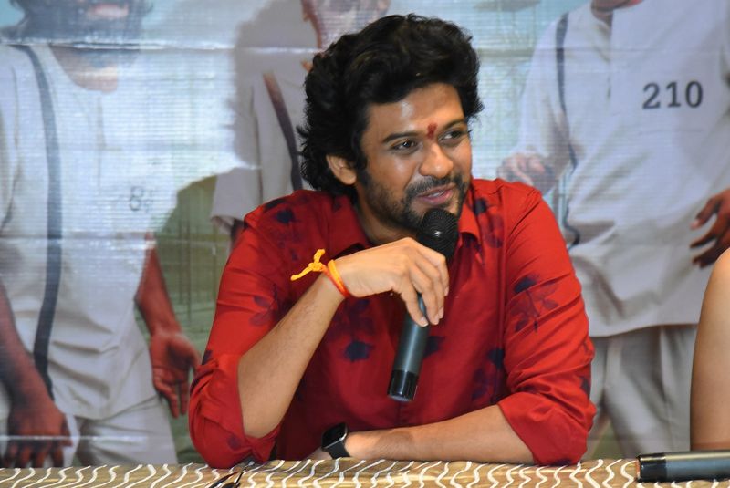అనంతరం నోవాటెల్ హోటల్ నందు ఏర్పాటు చేసిన పాత్రికేయుల సమావేశంలో పాల్గొన్నారు.