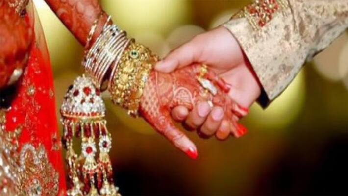 Indonesia tribe has bizarre ritual newly wed couple not allowed to use toilet for 3 days gcw Indonesia tribe has bizarre ritual newly wed couple not allowed to use toilet for 3 days gcw