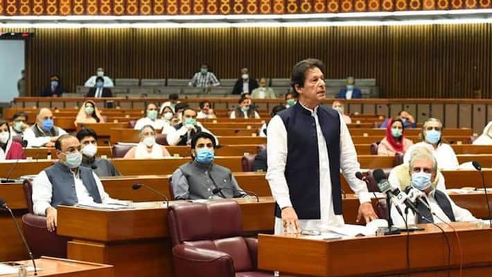 Pakistan PM Imran Khan to prove majority in floor test today kpn Pakistan PM Imran Khan to prove majority in floor test today kpn