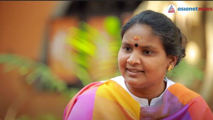 Kerala Legislative Assembly Election 2021 Ramya Haridas MP in Chat Walk Kerala Legislative Assembly Election 2021 Ramya Haridas MP in Chat Walk