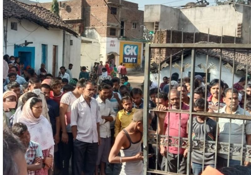 सुनीता को हिस्सा नहीं देना चाह रहा था परिवार
पुलिस की जांच में यह बात सामने आई कि परिवार के लोग सुनीता को अपनी संपत्ति में हिस्सा नहीं देना चाहता था। पिछले तीन-चार दिनों से सुनीता घर के पिछले हिस्से में एक शौचालय बनाने की जिद में थी। इस पर उसका भगतराम के साथ झगड़ा भी हुआ।
