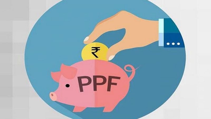 बता दें कि कई इम्प्लॉई अपने पीएफ अकाउंट में बेसिक पे के लिए निर्धारित सीमा 12 फीसदी से ज्यादा भी कॉन्ट्रिब्यूट करते हैं। पीएफ नियमों के मुताबिक, इम्प्लॉई बेसिक पे के 12 फीसदी से ज्यादा राशि कॉन्ट्रिब्यूट कर सकते हैं, लेकिन इम्प्लॉयर के लिए यह जरूरी नहीं है कि वह इस लिमिट से ज्यादा कॉन्ट्रिब्यूट करे। (फाइल फोटो)