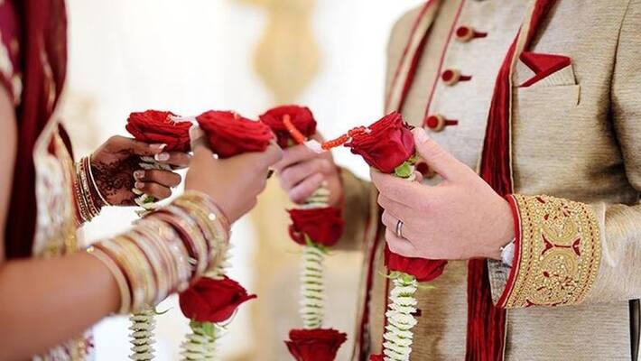 The Confederation of All India Traders expects 5 tonnes worth of business from weddings. Know about the stocks that make gains. The Confederation of All India Traders expects 5 tonnes worth of business from weddings. Know about the stocks that make gains.