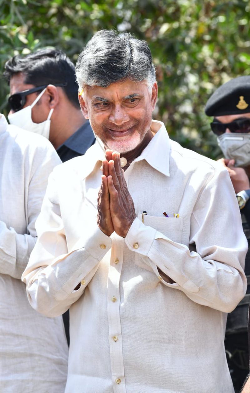 విజయవాడలో చంద్రబాబు రోడ్ షో