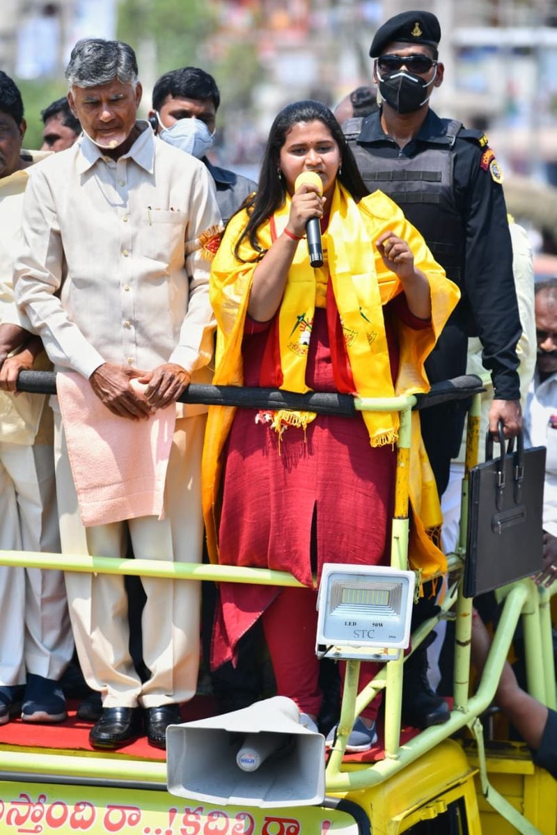 విజయవాడలో చంద్రబాబు రోడ్ షో