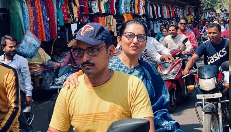 <p><br />
নির্বাচনের আগে নিয়ম মতোই নির্বাচন কমিশনের কাছে নিজের যাবতীয় স্থাবর-অস্থাবর সম্পত্তির তথ্য জমা দিয়েছেন জুন মালিয়া।</p>