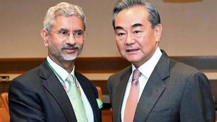 EAM Jaishankar meets Chinese counterpart Wang in Dushanbe, discuss disengagement at LAC bpsb EAM Jaishankar meets Chinese counterpart Wang in Dushanbe, discuss disengagement at LAC bpsb
