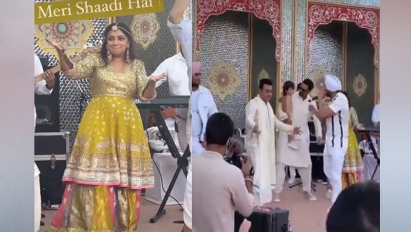 एक वीडियों में मशहूर सिंगर दलेर मेहंदी के बेटे गुरदीप मेहंदी पंजाबी गाना गाते हुए नजर आ रहे हैं और दूसरी तरफ निधि की मां बिंदिया डांस करती दिख रही हैं।