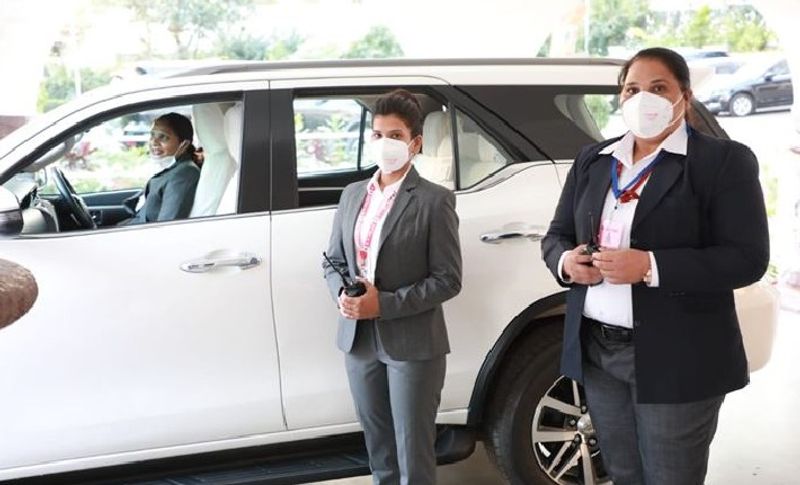 महिला दिवस के मौके पर सबसे बड़ा बदलाव विधानसभा में देखने को मिलेगा। जहां पर अध्यक्ष की आसंदी पर महिला सभापति को ज्यादा समय दिया जाएगा। इतना ही नहीं इस दौरान प्रश्नकाल व अन्य कार्यवाही में भी महिला विधायकों को सबसे ज्यादा समय के अलावा मौका दिया जाएगा।

