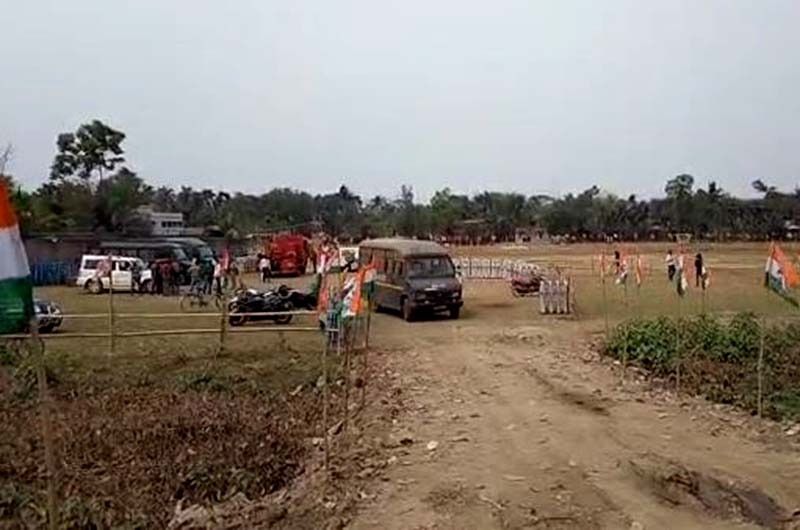 <p>মঙ্গলবার বিধানসভা নির্বাচনের ইস্তাহার প্রকাশ করবে তৃণমূল। মঙ্গলবার দুপুর ১ টায় কালীঘাটে মমতা বন্দ্য়োপাধ্যায়ের নিজের বাড়ি থেকেই ইস্তাহার প্রকাশ করা হবে। <br />
</p>