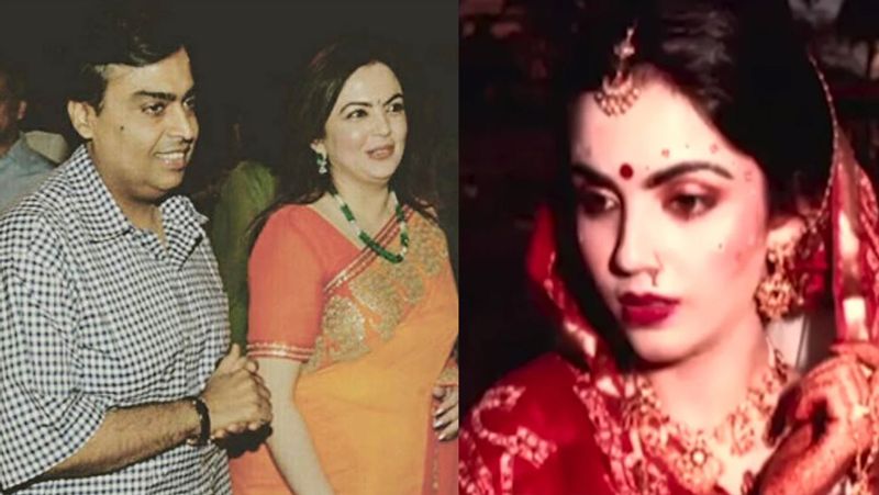 आपको बता दें कि अंबानी परिवार की बहू बनने से पहले नीता महज 800 रुपए के लिए एक स्कूल में टीचर की नौकली करती थी। इसके अलावा उन्हें क्लासिकल डांस का भी शौक था और इसी में वह अपना करियर बनाना चाहती थी। 