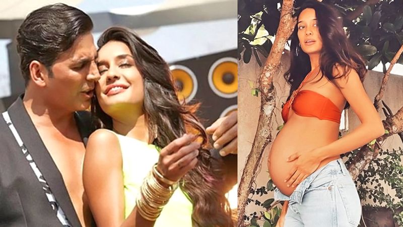 बता दें कि लीजा (Lisa Haydon) ने बीती 8 फरवरी को अपने इंस्टाग्राम अकाउंट से एक वीडियो शेयर किया था, जिसके जरिए उन्होंने बताया था कि वह तीसरी बार मां बनने जा रही हैं। लीजा जब यह वीडियो शूट करती हैं तो अपने बेटे जैक से कहती है क्या तुम बता सकते हो मम्मी के टमी में क्या है? तो इस पर जैक कहते हैं बेबी सिस्टर।