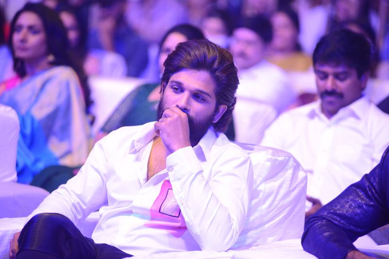 ఈవెంట్లో బన్నీ.