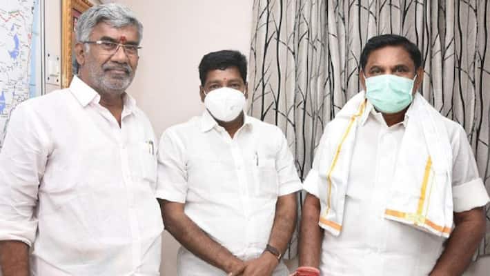 ttv dhinakaran clean bowled by edappadi palaniswami yorker ttv dhinakaran clean bowled by edappadi palaniswami yorker