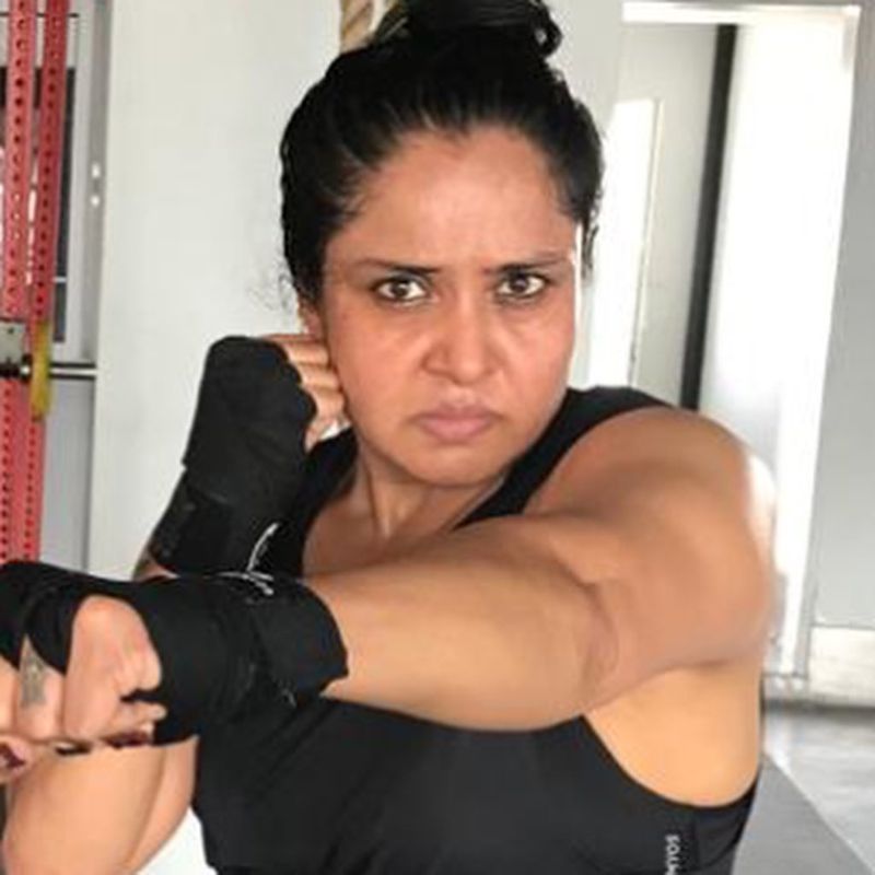 దీనితో సహజంగానే ప్రగతి వీడియోలకు నెటిజెన్స్ నుండి నెగెటివ్ కామెంట్స్ వస్తూ ఉంటాయి. అయితే అవేమి పట్టించుకోని ప్రగతి... సోషల్ మీడియాలో తన వీడియోలు పోస్ట్ చేస్తూ ఉంటారు.