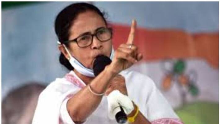 mamata attacked in nandigram mamata attacked in nandigram